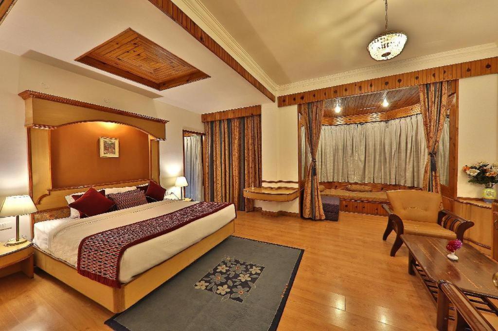 Hotel Manali Heights Esterno foto