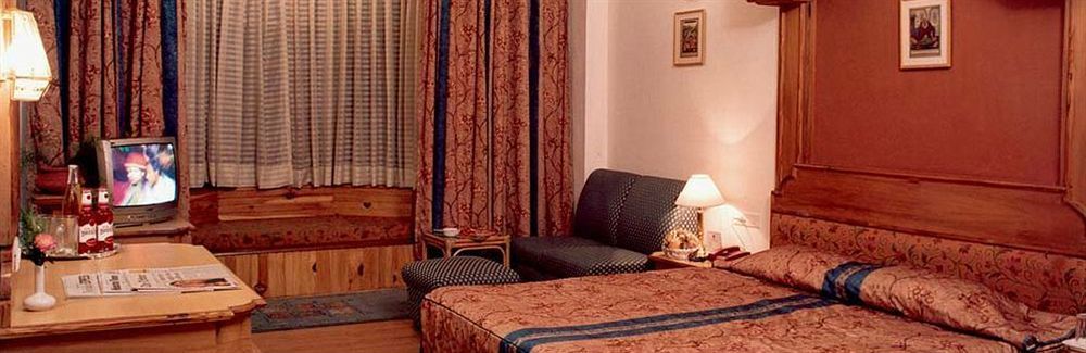 Hotel Manali Heights Esterno foto