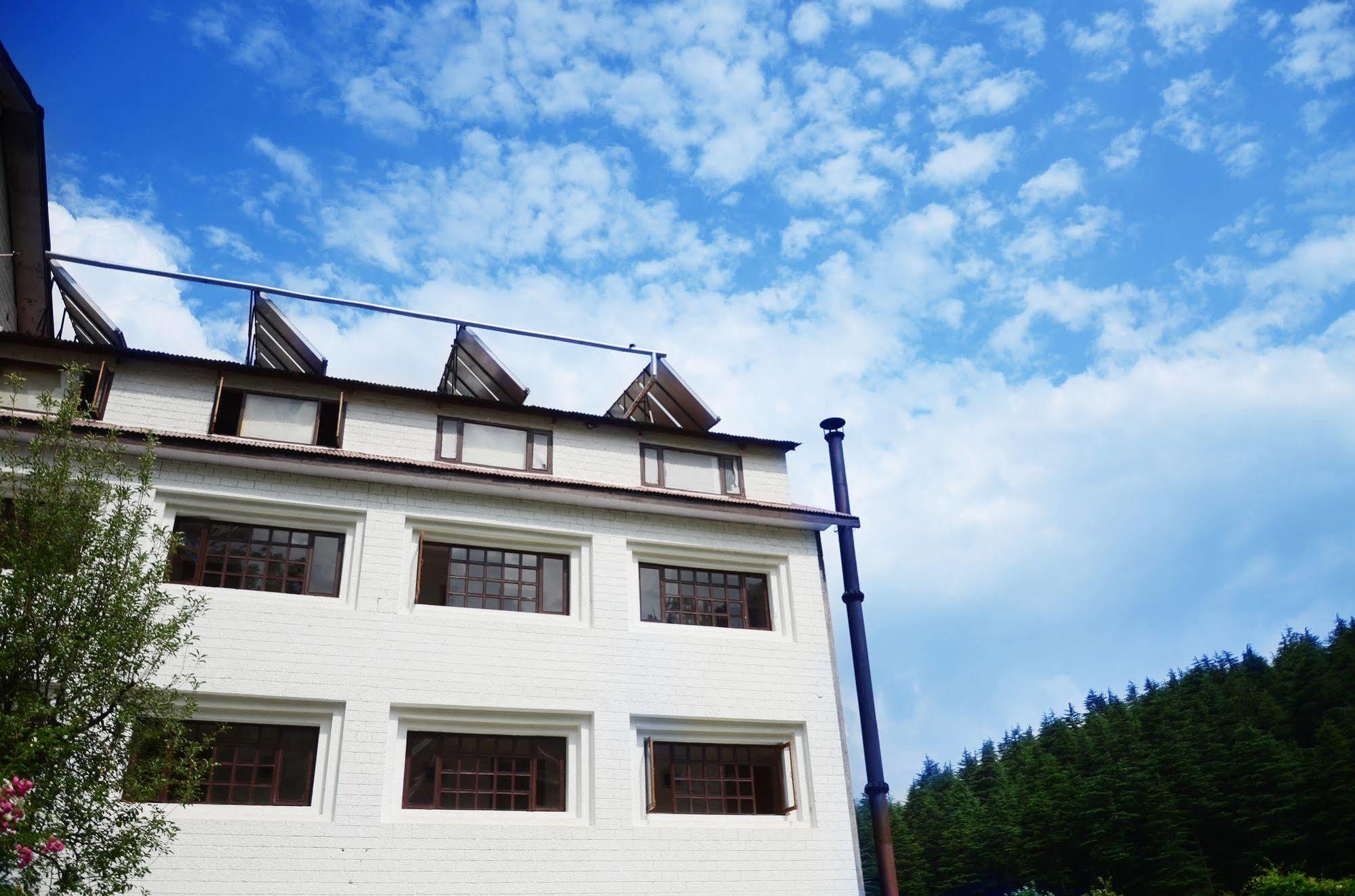 Hotel Manali Heights Esterno foto
