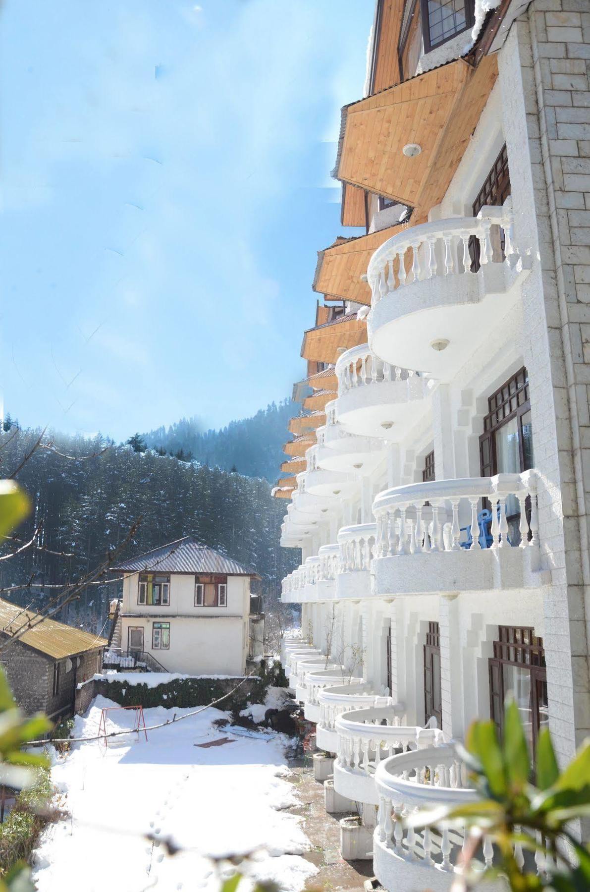 Hotel Manali Heights Esterno foto